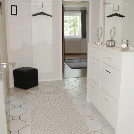 Emma Apartment *